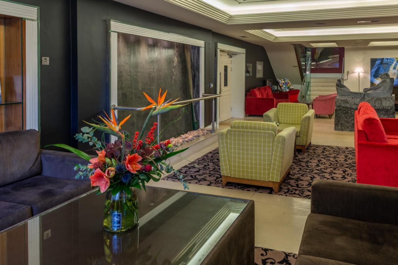 Prince Of Wales Hotel Атлон Экстерьер фото